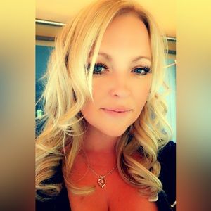 Meet your Posher, Kellie